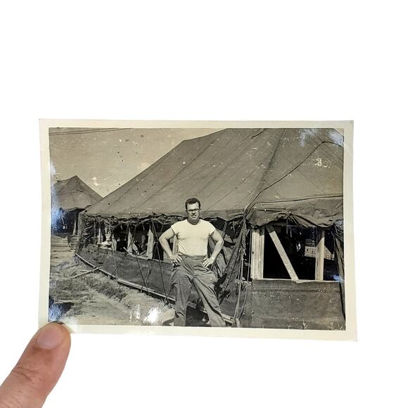 Vtg Soldier Nick in Korea Original Monochrome Photography Found Snapshot 1952 - Picture 1 of 4